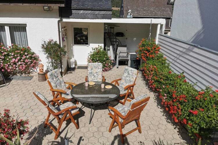 Graceful Apartment In Velmede With Garden Bestwig Buitenkant foto